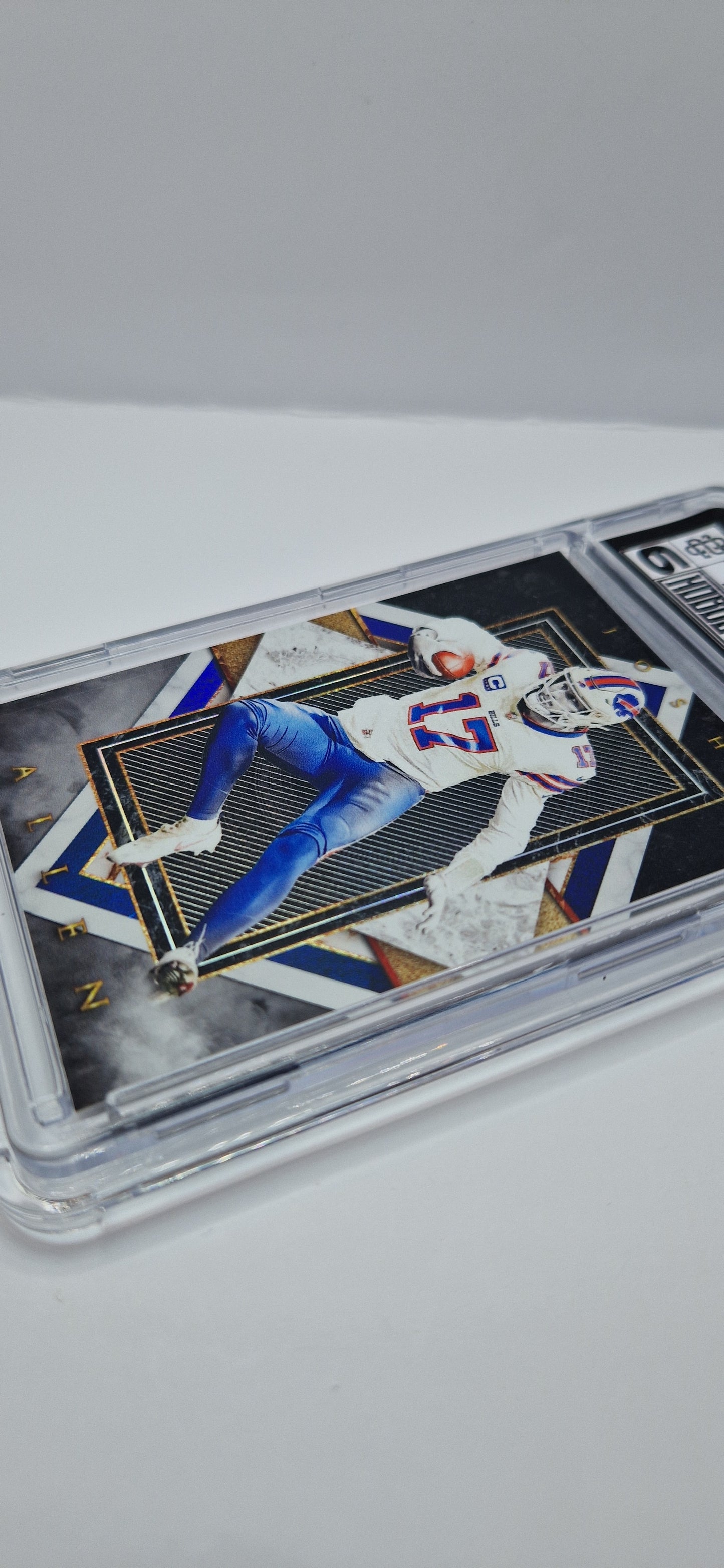 [SPLENDOR MARMORIS] JOSH ALLEN